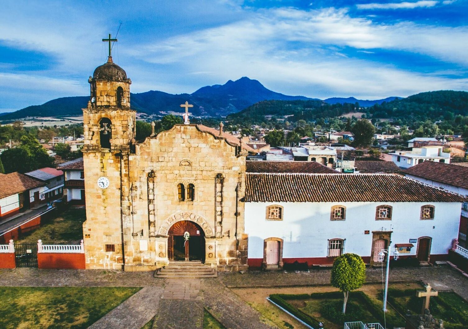 iglesia-cuanajo