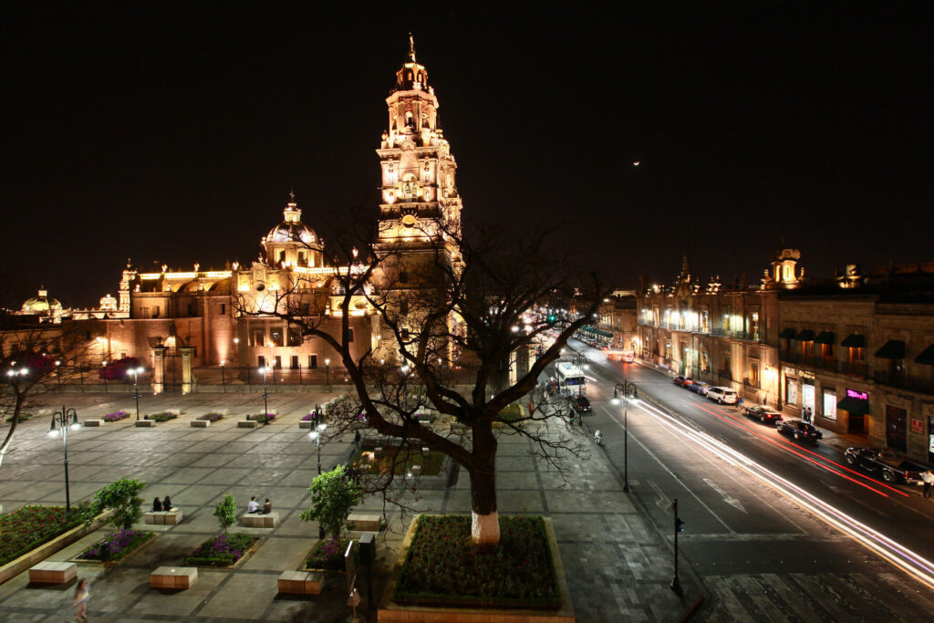 plaza-morelia
