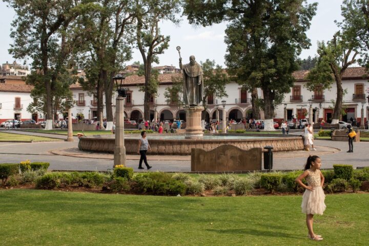 La historia de la plaza Vasco de Quiroga en Pátzcuaro